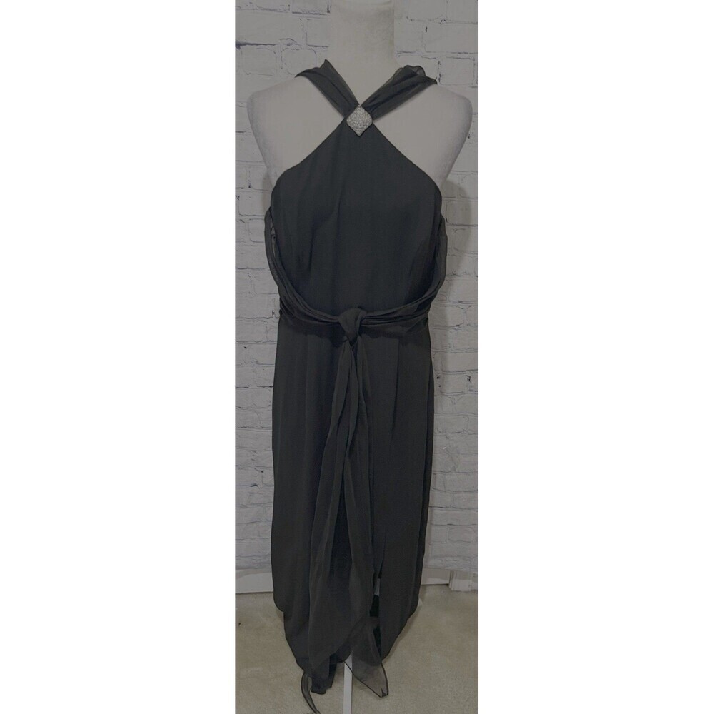 Vintage En Francais black sleeveless gown with a halter neckline Flowing Size 14